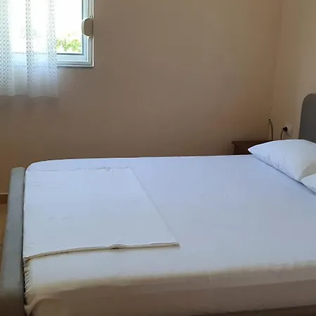 Borsh Private House *